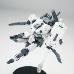 ULTRA ACTION TROOPER SERIES V-GILANTE 1/144 SCALE PLASTIC MODEL KIT (WHITE) | SHEIK MAINLAND